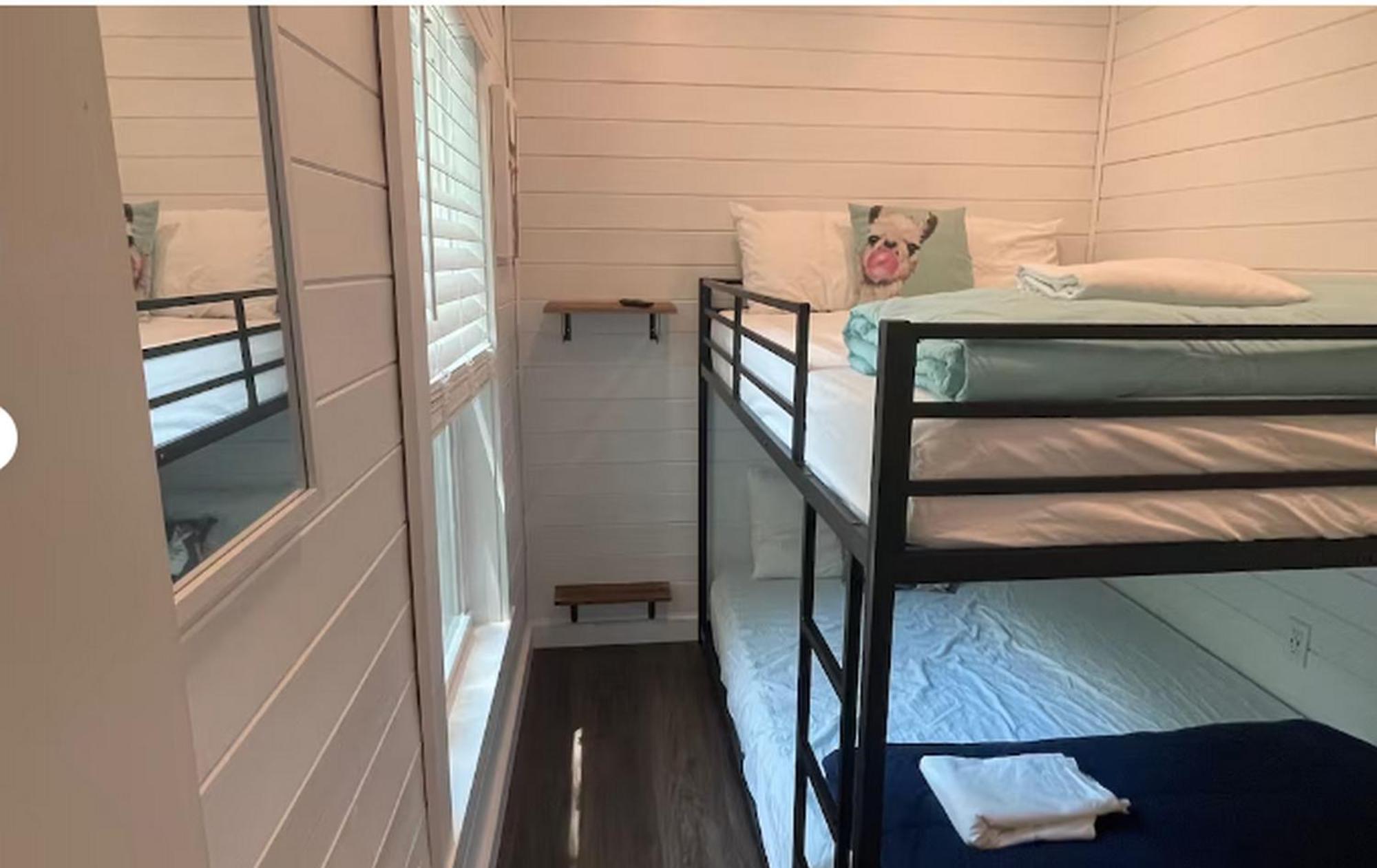 Camptel Poconos Lodging Albrightsville Экстерьер фото