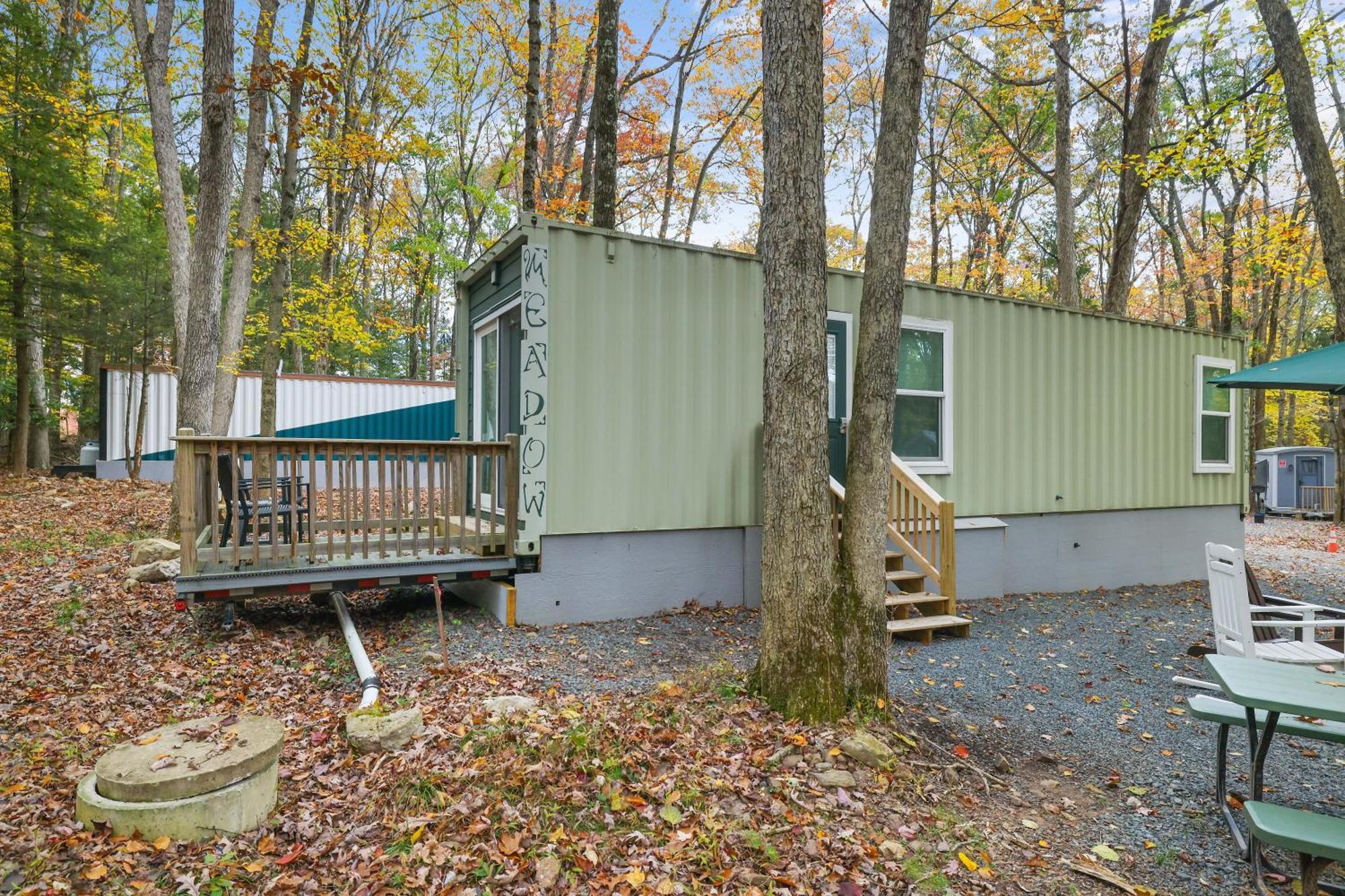 Camptel Poconos Lodging Albrightsville Экстерьер фото