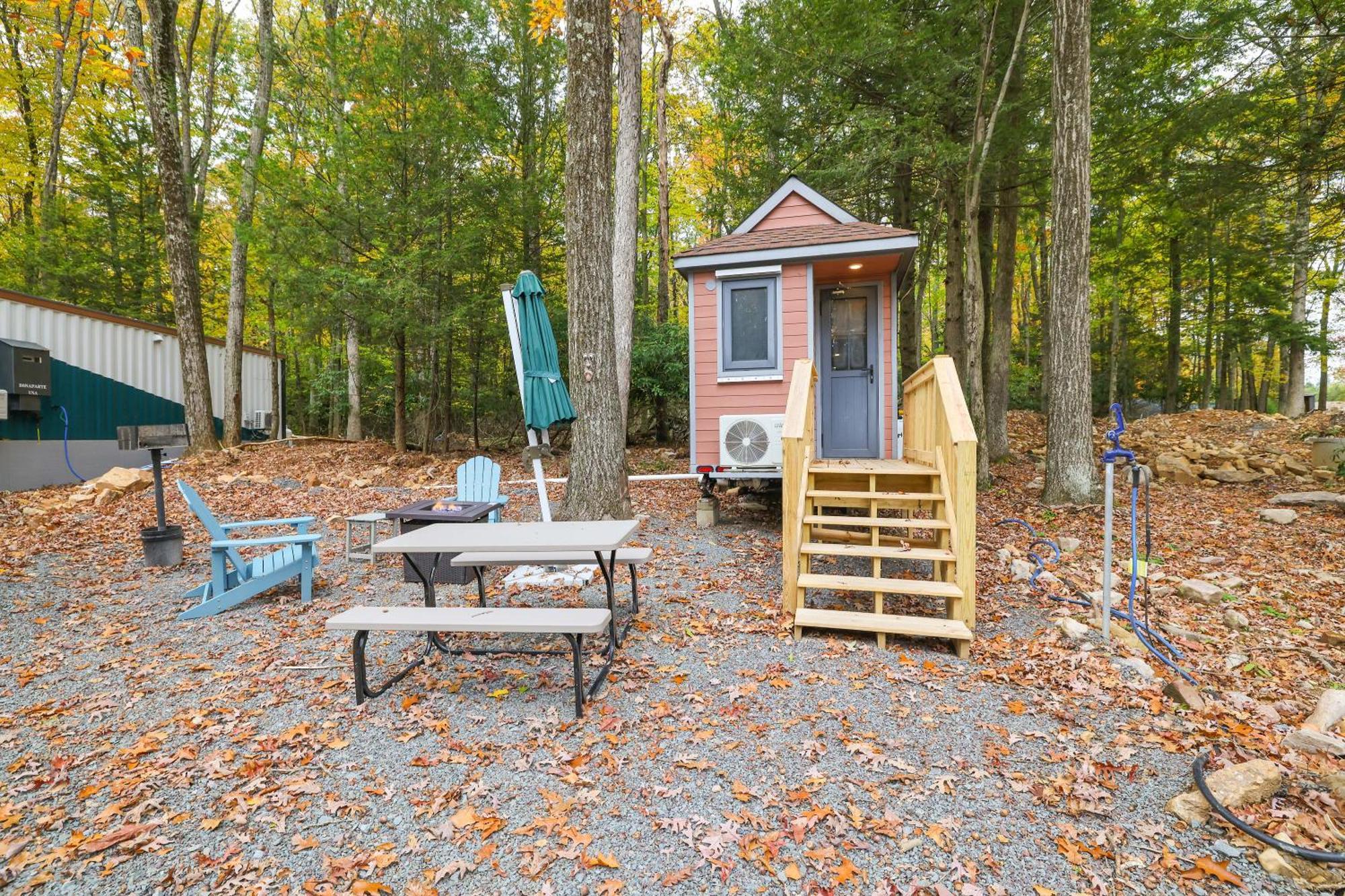 Camptel Poconos Lodging Albrightsville Экстерьер фото